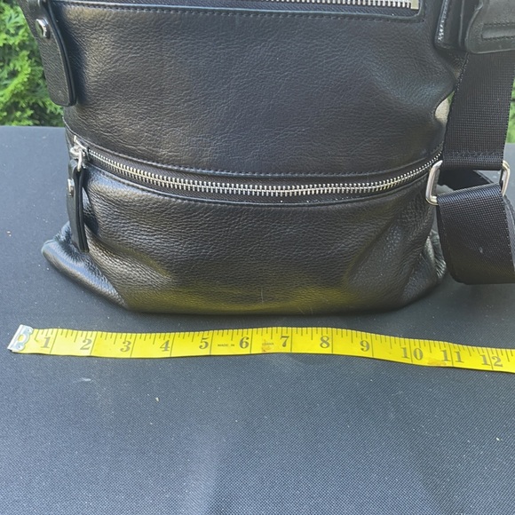 Margot leather crossbody bag - Picture 2 of 14